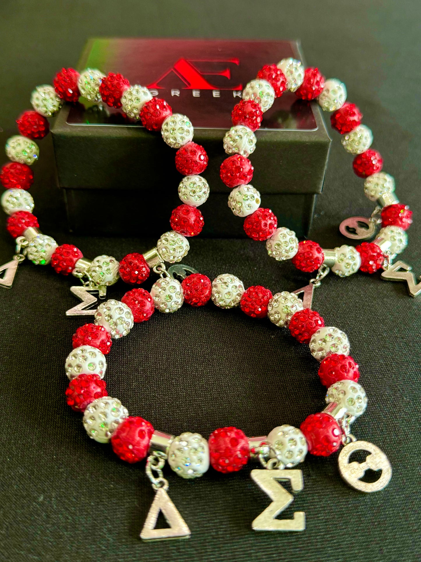 Delta Sigma Theta ΔΣΘ Red And White Beaded Bracelet