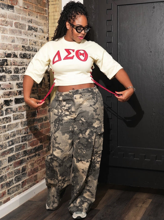 She Tie Cream & Crimson Shirt